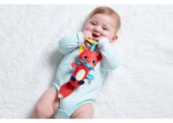 Dlaczego warto kupić dziecku zawieszkę do wózka?