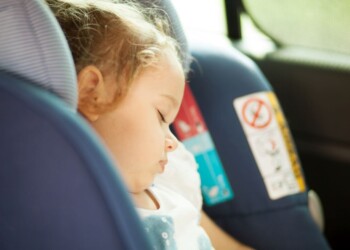 Dlaczego fotelik samochodowy dla dziecka jest taki ważny? 