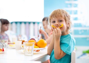 Biegunka u przedszkolaków – skąd się bierze i jak jej zaradzić?